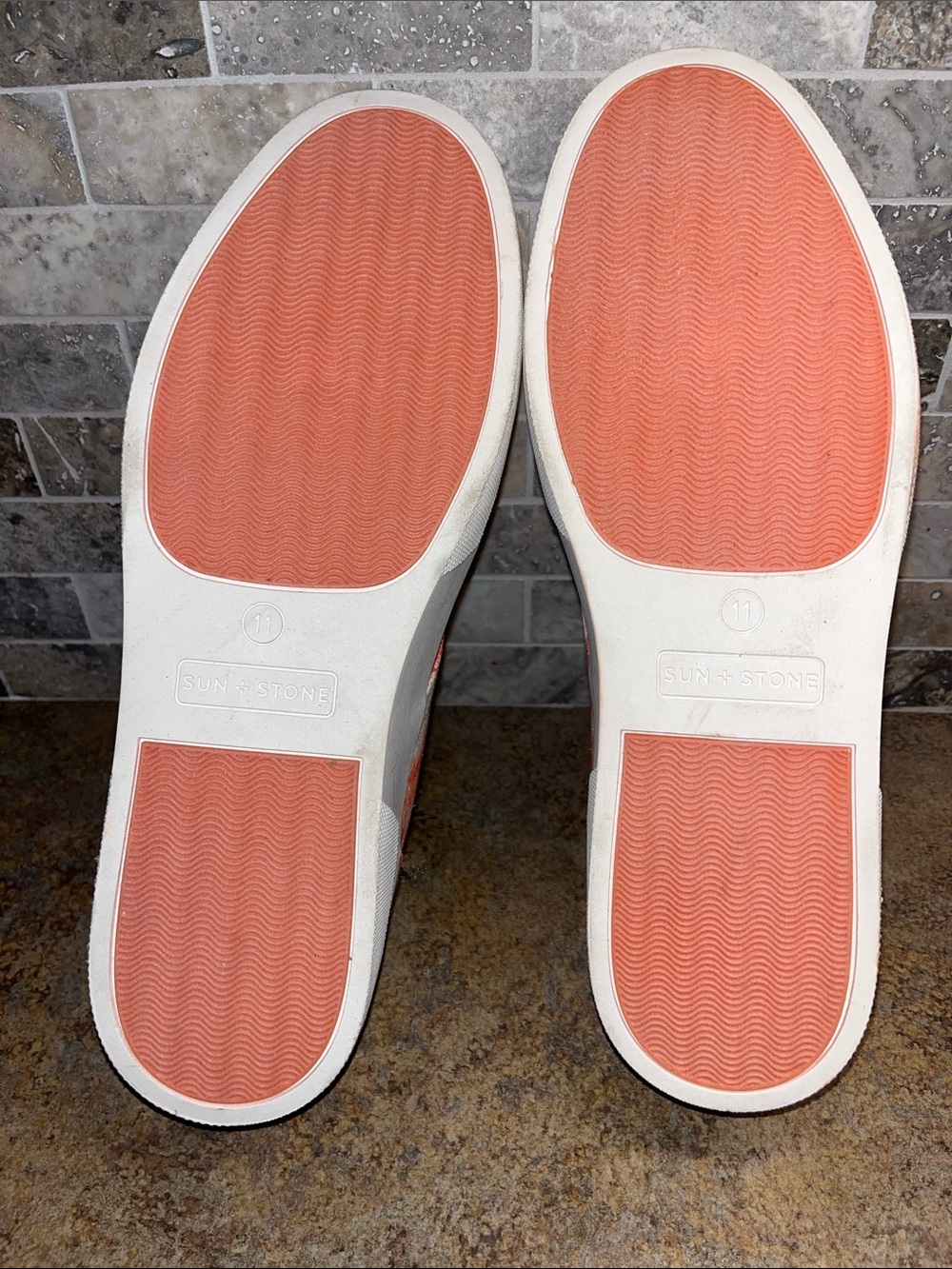 Sun + Stone Men’s Orange Tie Dye canvas shoes, size 11, NWT - Picture 5 of 6